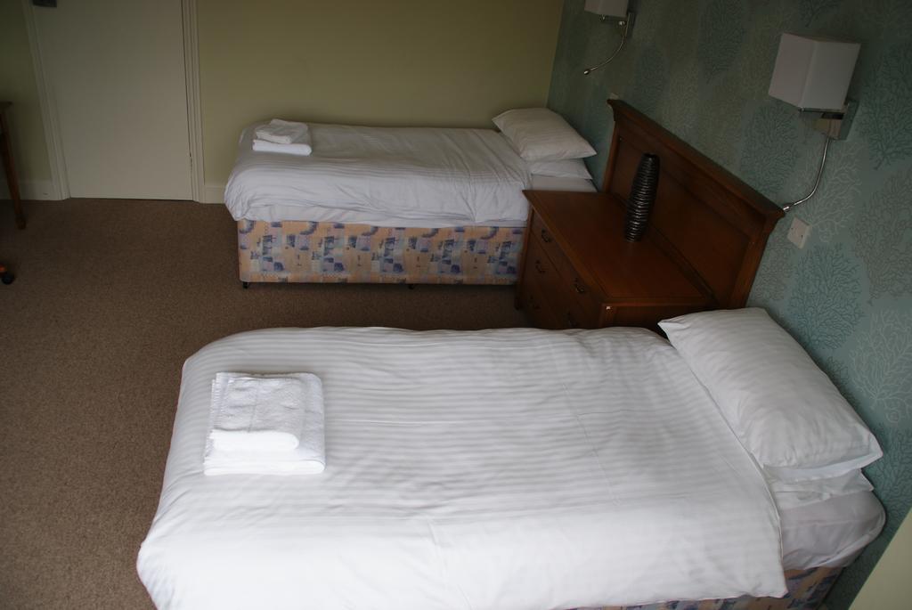 The Washford Inn Bagian luar foto